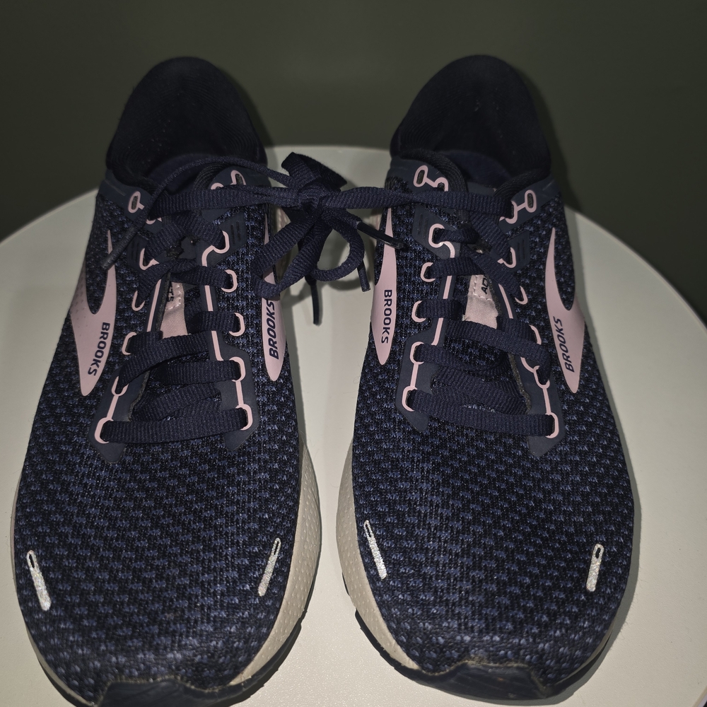 Brooks Women's Navy Running Shoes